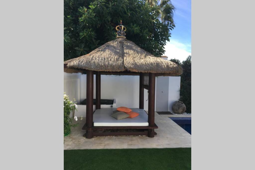 Vakantiehuis Costabella -villa Mit Pool Zur Alleinbenutzung *